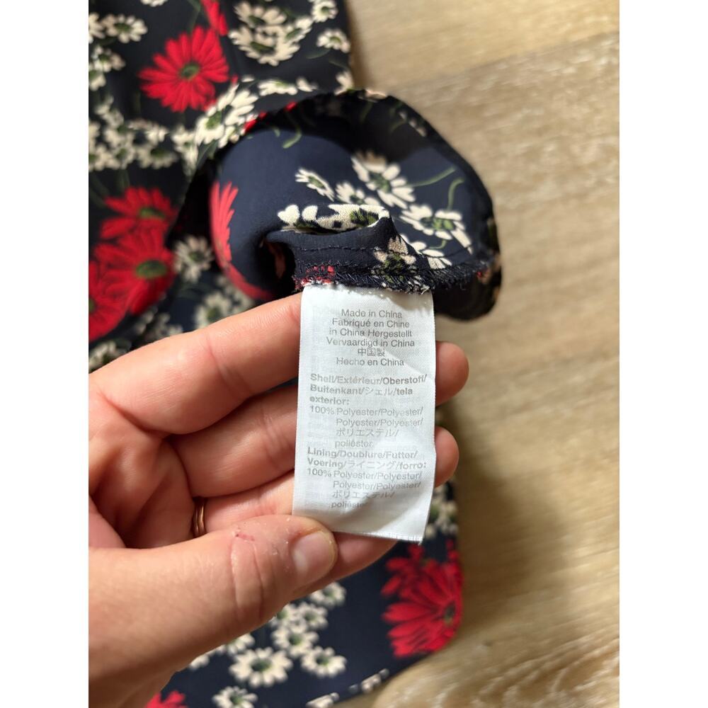 Madewell Peekaboo-Sleeve Midi Dress in the Hillside Daisies floral print - Picture 6 of 9